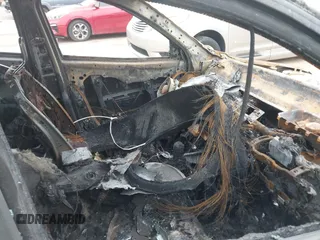 2021 Jeep Cherokee Latitude с VIN 1C4PJLCB2MD136896, выставлен на аукционе IAAI как лот 42260341 с пробегом Не указан миль и . История ставок и продаж доступна на DreamBid. Изображение 5.