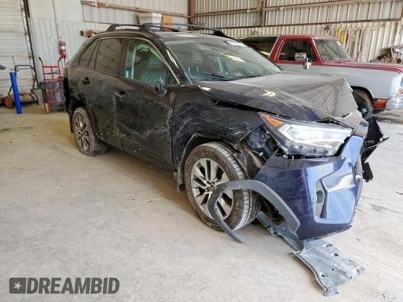2021 Toyota RAV4 XLE Premium with VIN 2T3C1RFV7MC092468, listed as a Copart auction lot 59109315 with 98,552 mi miles and Salvage title. Bid and sale history available at DreamBid. Image 4.