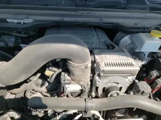 2021 Ram 1500 Laramie z VIN 1C6SRFJT7MN674222, wystawiony jako Copart lot #84908765 z przebiegiem 77 115 mil mil oraz Czysty tytuł • Clean title. Historia ofert i sprzedaży dostępna na DreamBid. Obrazek 15.