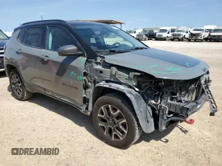 2020 Jeep Compass Trailhawk z VIN 3C4NJDDB7LT118589, wystawiony jako Copart lot #55264435 z przebiegiem 96 330 mil mil oraz Szkoda całkowita • Salvage title. Historia ofert i sprzedaży dostępna na DreamBid. Obrazek 4.