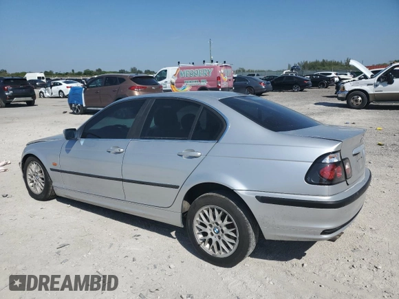 2000 BMW 3 Series 328i with VIN WBAAM5345YJR57702, listed as a Copart auction lot 48719275 with 168,238 mi miles and Salvage Title. Bid and sale history available at carsss.com. Image 2.