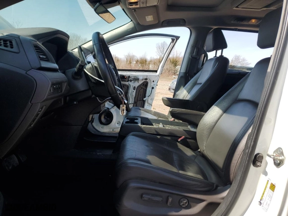 2019 Honda Odyssey EX-L with VIN 5FNRL6H71KB003335, listed as a Copart auction lot 48749535 with 130,415 mi miles and Salvage Title. Bid and sale history available at carsss.com. Image 7.