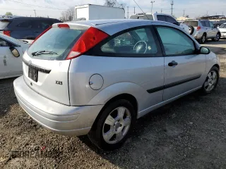 2003 Ford Focus ZX3 with VIN 3FAFP31Z33R178841, listed as a Copart auction lot 43453095 with 187,698 mi miles and Salvage title. Bid and sale history available at DreamBid. Image 3.