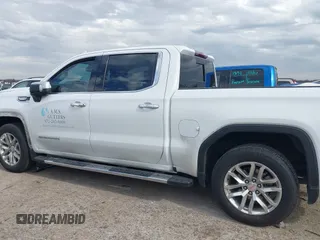 2020 GMC Sierra 1500 SLT z VIN 3GTU9DED1LG451500, wystawiony jako IAAI lot #41351345 z przebiegiem 53 576 mil mil oraz . Historia ofert i sprzedaży dostępna na DreamBid. Obrazek 14.