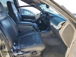 2000 Mercury Mountaineer z VIN 4M2ZU86P4YUJ11793, wystawiony jako Copart lot #42039265 z przebiegiem 231 387 mil mil oraz Czysty tytuł • Clean title. Historia ofert i sprzedaży dostępna na DreamBid. Obrazek 7.
