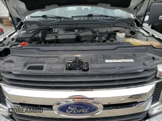 2017 Ford Super Duty F-250 SRW Lariat with VIN 1FT7W2B68HEE84623, listed as a Copart auction lot 46884095 with 133,015 mi miles and Salvage Title. Bid and sale history available at carsss.com. Image 11.