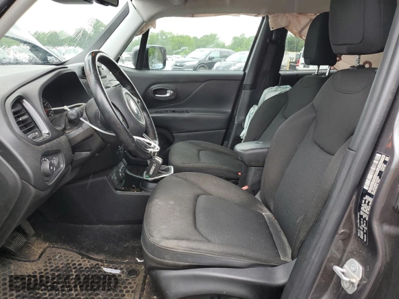 2018 Jeep Renegade Altitude with VIN ZACCJBBB6JPH79033, listed as a Copart auction lot 61898995 with 111,500 mi miles and Salvage title. Bid and sale history available at DreamBid. Image 7.