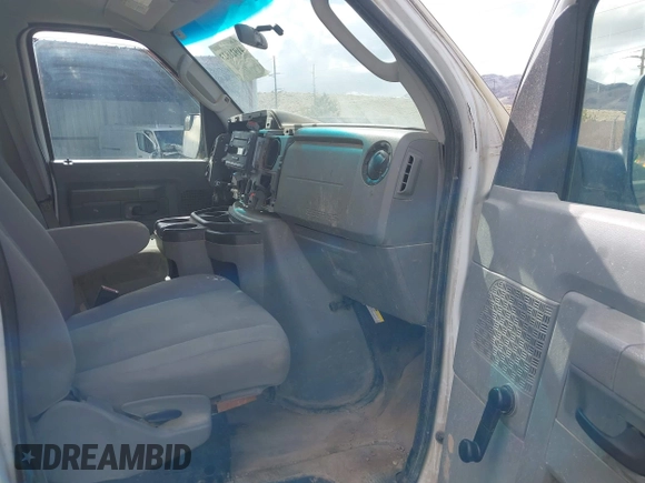 2011 Ford Econoline Passenger XL with VIN 1FBSS3BL0BDB20439, listed as a IAAI auction lot 41921823 with 142,756 mi miles and . Bid and sale history available at DreamBid. Image 5.
