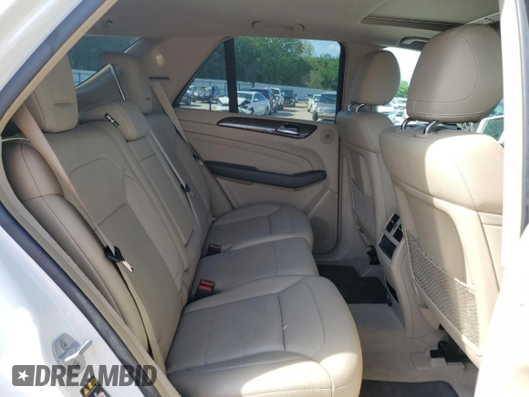 2013 Mercedes-Benz M 350 z VIN 4JGDA2EB5DA150900, wystawiony jako Copart lot #53835195 z przebiegiem 123 411 mil mil oraz Szkoda całkowita • Salvage title. Historia ofert i sprzedaży dostępna na DreamBid. Obrazek 11.