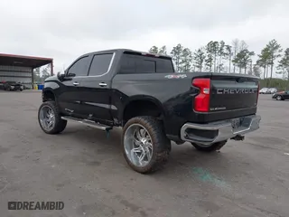 2019 Chevrolet Silverado 1500 LTZ with VIN 3GCUYGED9KG160780, listed as a IAAI auction lot 41574991 with 118,450 mi miles. Bid and sale history available at carsss.com. Image 3.