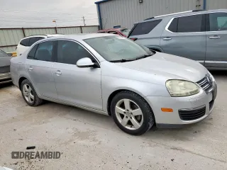 2008 Volkswagen Jetta SE z VIN 3VWRM71K98M063043, wystawiony jako Copart lot #50171755 z przebiegiem 151 740 mil mil oraz Szkoda całkowita • Salvage title. Historia ofert i sprzedaży dostępna na DreamBid. Obrazek 4.