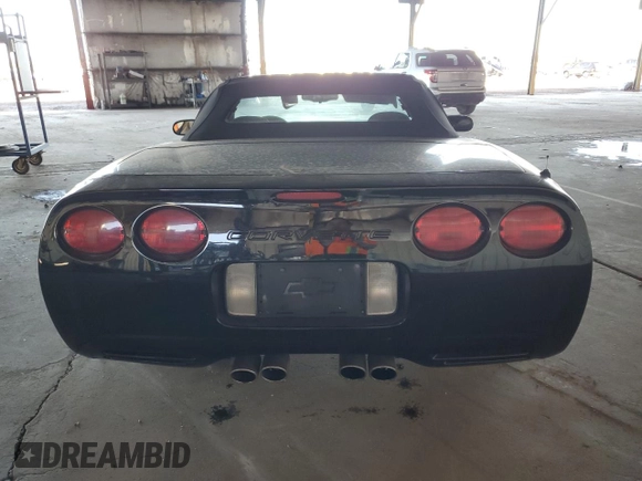 2000 Chevrolet Corvette with VIN 1G1YY32G7Y5117377, listed as a Copart auction lot 80533114 with 151,115 mi miles and Clean Title. Bid and sale history available at carsss.com. Image 6.