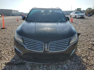 2017 Lincoln MKC Select with VIN 5LMCJ2C93HUL28235, listed as a Copart auction lot 56643915 with 71,837 mi miles and Salvage title. Bid and sale history available at DreamBid. Image 5.
