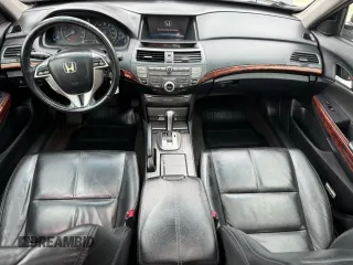2010 Honda Crosstour EX-L z VIN 5J6TF2H56AL005365, wystawiony jako Copart lot #53543575 z przebiegiem 199 821 mil mil oraz Czysty tytuł • Clean title. Historia ofert i sprzedaży dostępna na DreamBid. Obrazek 9.