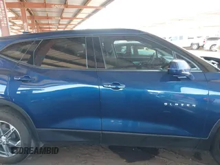 2023 Chevrolet Blazer LT z VIN 3GNKBHR40PS120009, wystawiony jako IAAI lot #41970375 z przebiegiem 71 933 mil mil oraz . Historia ofert i sprzedaży dostępna na DreamBid. Obrazek 13.