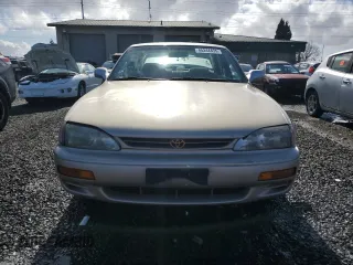 1996 Toyota Camry DX with VIN JT2BG12K0T0343249, listed as a Copart auction lot 45244435 with 179,986 mi miles and Salvage Title. Bid and sale history available at carsss.com. Image 5.