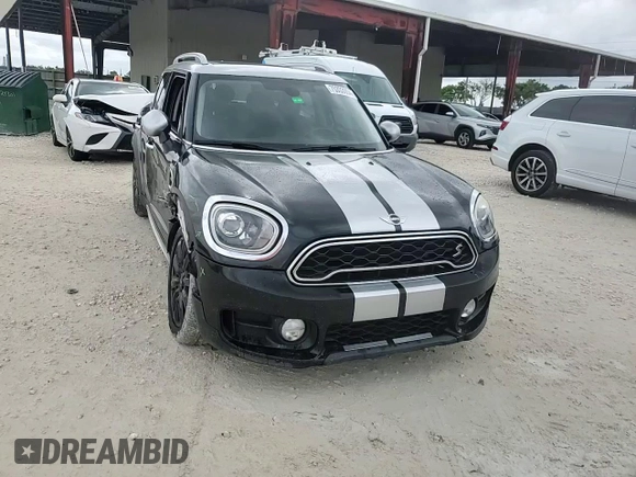 2018 MINI Countryman Cooper S with VIN WMZYT3C32J3E93605, listed as a Copart auction lot 75333004 with 64,132 mi miles and Salvage Title. Bid and sale history available at carsss.com. Image 13.