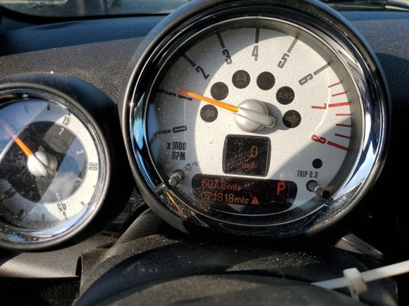 2012 MINI Cooper Convertible with VIN WMWZN3C54CT134060, listed as a Copart auction lot 43740175 with 71,818 mi miles and Salvage Title. Bid and sale history available at carsss.com. Image 9.
