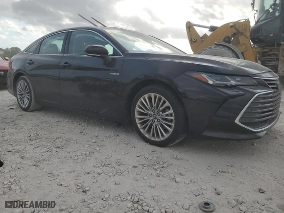 2019 Toyota Avalon Hybrid Limited with VIN 4T1B21FBXKU011323, listed as a Copart auction lot 47784845 with 26,347 mi miles and Salvage Title. Bid and sale history available at carsss.com. Image 4.