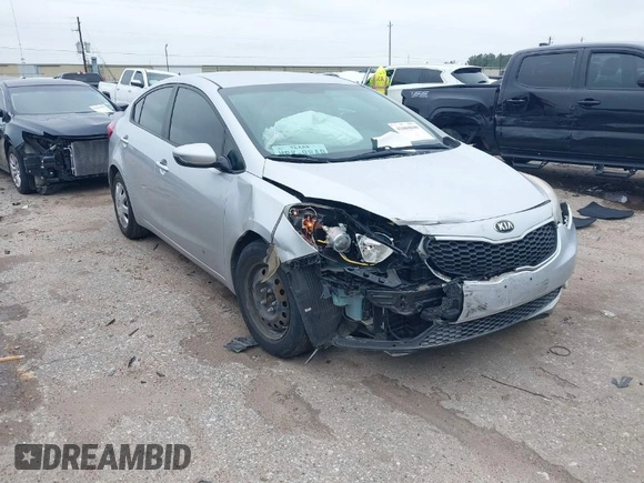 2016 Kia Forte LX with VIN KNAFK4A60G5446108, listed as a IAAI auction lot 41604040 with 57,754 mi miles. Bid and sale history available at carsss.com. Image 1.