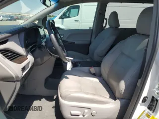 2017 Toyota Sienna XLE Auto Access Seat с VIN 5TDYZ3DC1HS860254, выставлен на аукционе Copart как лот 61962415 с пробегом 140 243 миль миль и Списание • Salvage title. История ставок и продаж доступна на DreamBid. Изображение 7.