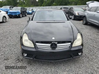 2008 Mercedes-Benz CLS 550 z VIN WDDDJ72X98A131361, wystawiony jako Copart lot #52164835 z przebiegiem 212 709 mil mil oraz Szkoda całkowita • Salvage title. Historia ofert i sprzedaży dostępna na DreamBid. Obrazek 5.