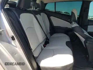 2017 Toyota Prius Two z VIN JTDKARFU3H3541140, wystawiony jako Copart lot #54903815 z przebiegiem 185 788 mil mil oraz Szkody całkowita. Historia ofert i sprzedaży dostępna na DreamBid. Obrazek 10.