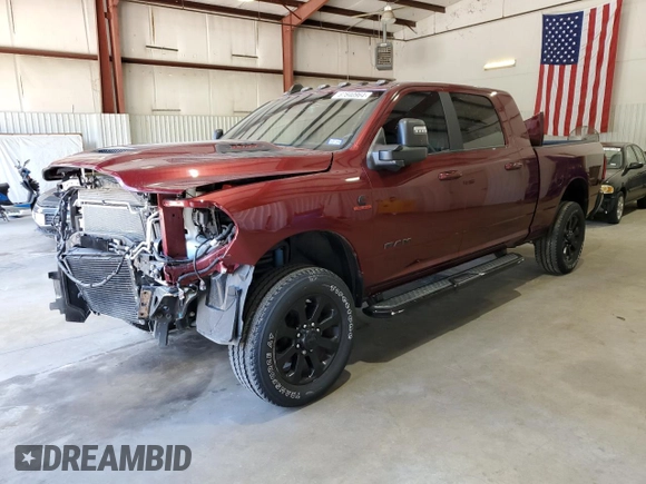 2024 Ram 2500 Laramie z VIN 3C6UR5NL3RG103131, wystawiony jako Copart lot #67840964 z przebiegiem 131 962 mil mil oraz Szkoda całkowita • Salvage title. Historia ofert i sprzedaży dostępna na DreamBid. Obrazek 1.