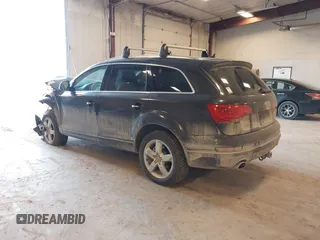2015 Audi Q7 Premium Plus с VIN WA1LMAFE9FD013805, выставлен на аукционе IAAI как лот 41790298 с пробегом Не указан миль и . История ставок и продаж доступна на DreamBid. Изображение 3.