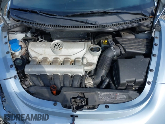 2010 Volkswagen Beetle with VIN 3VWRG3AG4AM016018, listed as a IAAI auction lot 41873044 with 33,263 mi miles and . Bid and sale history available at DreamBid. Image 10.