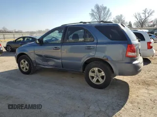 2004 Kia Sorento LX with VIN KNDJC733745294726, listed as a Copart auction lot 86626544 with 178,738 mi miles and Salvage Title. Bid and sale history available at carsss.com. Image 2.