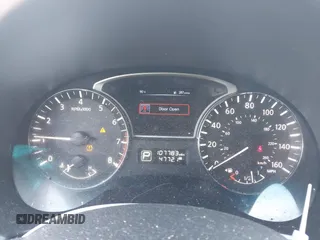 2015 Nissan Altima 2.5 z VIN 1N4AL3AP9FN349264, wystawiony jako IAAI lot #42031156 z przebiegiem 107 783 mil mil oraz . Historia ofert i sprzedaży dostępna na DreamBid. Obrazek 7.
