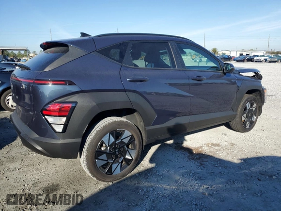 2025 Hyundai Kona SEL Convenience with VIN KM8HCCAB3SU217271, listed as a Copart auction lot 42776735 with 6,135 mi miles and Salvage Title. Bid and sale history available at DreamBid. Image 3.
