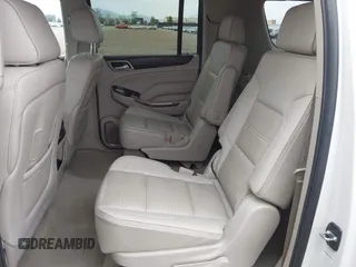 2015 GMC Yukon XL Denali with VIN 1GKS2JKJ7FR641430, listed as a IAAI auction lot 42163969 with 129,085 mi miles. Bid and sale history available at carsss.com. Image 8.