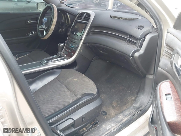 2013 Chevrolet Malibu LT with VIN 1G11E5SA2DF304550, listed as a IAAI auction lot 41659001 with 149,233 mi miles. Bid and sale history available at carsss.com. Image 5.