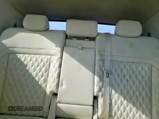 2024 Genesis GV60 z VIN KMUKEDSB3RU021508, wystawiony jako Copart lot #50765525 z przebiegiem 2 849 mil mil oraz Nie do naprawy • Non repairable. Historia ofert i sprzedaży dostępna na DreamBid. Obrazek 10.