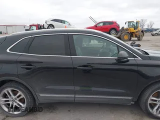 2017 Lincoln MKC Reserve with VIN 5LMTJ3DH9HUL14173, listed as a IAAI auction lot 42126106 with 140,000 mi miles and . Bid and sale history available at DreamBid. Image 14.
