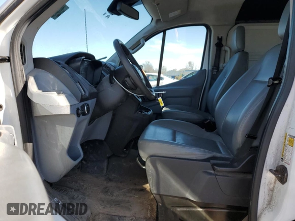 2017 Ford Transit z VIN 1FTYR2ZM2HKA16341, wystawiony jako Copart lot #45649195 z przebiegiem Nie podano mil oraz Szkoda całkowita • Salvage title. Historia ofert i sprzedaży dostępna na DreamBid. Obrazek 7.