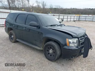 2011 Chevrolet Tahoe Commercial with VIN 1GNLC2E01BR289534, listed as a IAAI auction lot 41670183 with 119,422 mi miles and . Bid and sale history available at DreamBid. Image 1.