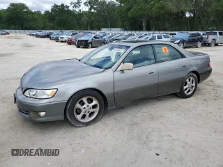 2001 Lexus ES 300 with VIN JT8BF28G615110977, listed as a Copart auction lot 55073025 with 194,948 mi miles and Salvage Title. Bid and sale history available at DreamBid. Image 1.