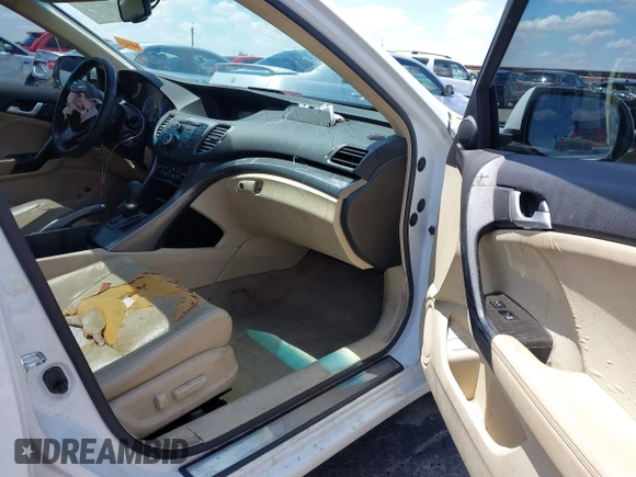 2013 Acura TSX with VIN JH4CU2F42DC007333, listed as a IAAI auction lot 42410009 with 186,310 mi miles and . Bid and sale history available at DreamBid. Image 5.