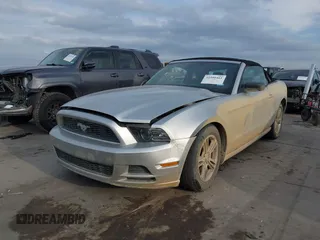 2014 Ford Mustang V6 with VIN 1ZVBP8EM8E5233906, listed as a IAAI auction lot 41590461 with 113,131 mi miles. Bid and sale history available at carsss.com. Image 2.