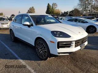 2024 Porsche Cayenne z VIN WP1AA2AYXRDA09195, wystawiony jako Copart lot #87973845 z przebiegiem 5 050 mil mil oraz Szkoda całkowita • Salvage title. Historia ofert i sprzedaży dostępna na DreamBid. Obrazek 4.