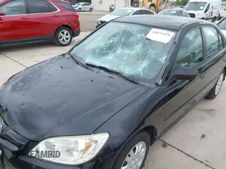2005 Honda Civic LX z VIN 2HGES16515H598371, wystawiony jako IAAI lot #41875459 z przebiegiem 219 811 mil mil oraz . Historia ofert i sprzedaży dostępna na DreamBid. Obrazek 6.