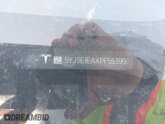 2023 Tesla Model 3 с VIN 5YJ3E1EAXPF553997, выставлен на аукционе IAAI как лот 41903219 с пробегом 31 981 миль миль и . История ставок и продаж доступна на DreamBid. Изображение 9.
