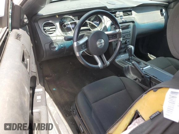 2014 Ford Mustang V6 with VIN 1ZVBP8EM4E5250198, listed as a Copart auction lot 58144085 with 154,677 mi miles and Salvage title. Bid and sale history available at DreamBid. Image 8.