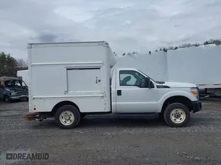 2015 Ford Super Duty F-250 SRW XL with VIN 1FDBF2B69FED21613, listed as a IAAI auction lot 41828456 with 389,777 mi miles. Bid and sale history available at carsss.com. Image 13.
