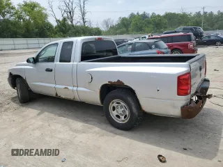 2006 Dodge Dakota ST z VIN 1D7HE22K56S580539, wystawiony jako Copart lot #60862435 z przebiegiem 159 804 mil mil oraz Czysty tytuł • Clean title. Historia ofert i sprzedaży dostępna na DreamBid. Obrazek 2.