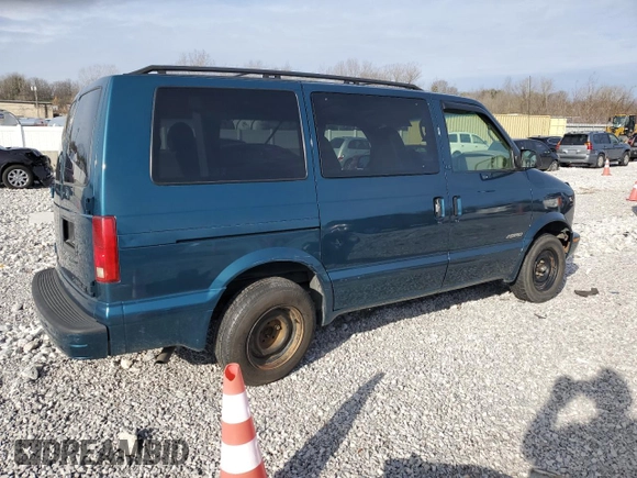 2002 Chevrolet Astro with VIN 1GNDM19XX2B155603, listed as a Copart auction lot 81746954 with Not Provided miles and Salvage Title. Bid and sale history available at carsss.com. Image 3.