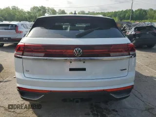 2024 Volkswagen Atlas SE с VIN 1V2KE2CA4RC221184, выставлен на аукционе Copart как лот 55039245 с пробегом 13 192 миль миль и Списание • Salvage title. История ставок и продаж доступна на DreamBid. Изображение 6.